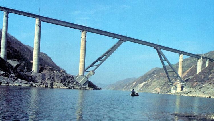 瀛湖镇著名建筑---石庙沟钢臂大桥
